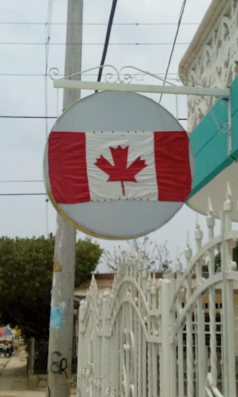 Canadian House Tolu Hotel Exterior foto